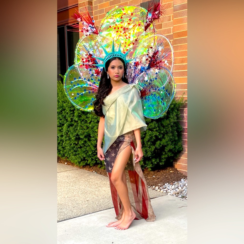 Gorgeous custom, Statue of Liberty costume!